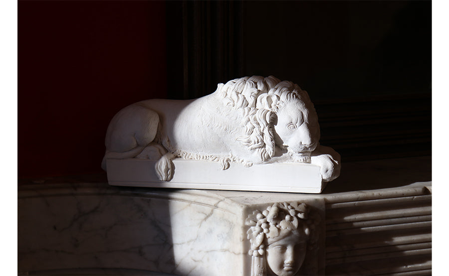 Crouching Canova Lion